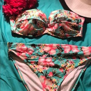 Victoria secret bathing suit set